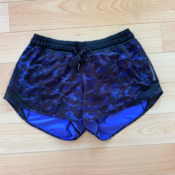 Lululemon Hotty Hot Short (Long) - Picture 2 of 3